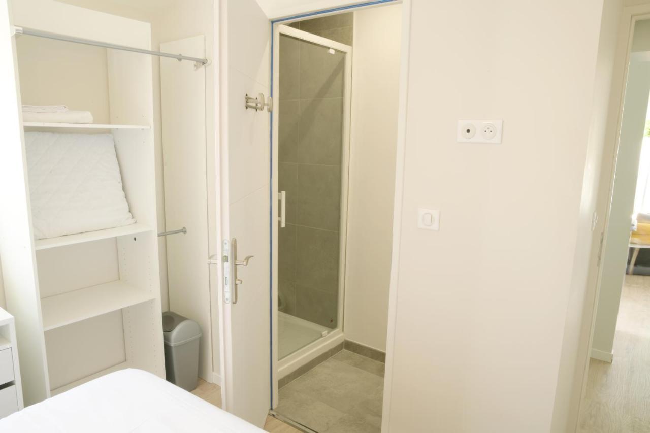 T2 - 28M2 Avec Cour Et Stationnement, Wifi Et Linge Fournis Apartment Angouleme Bagian luar foto